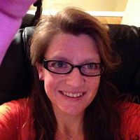 Stephanie Jeffries Photo 41