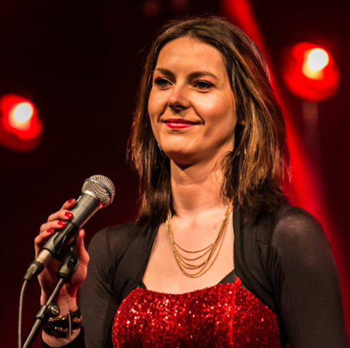 Debbie Jansen Photo 18
