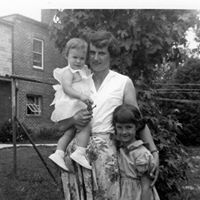 Barbara Seay Photo 15