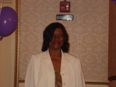 Geraldine Robinson Photo 24