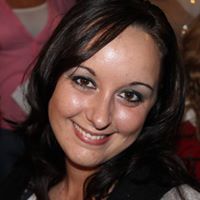 Heather Darnell Photo 12