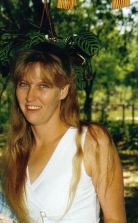 Amy Ferguson Photo 5