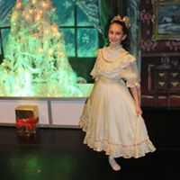 Kristen White Photo 26