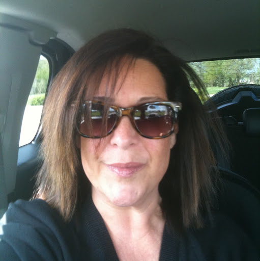 Lisa Woods Photo 12