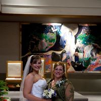 Catherine Bass Photo 15