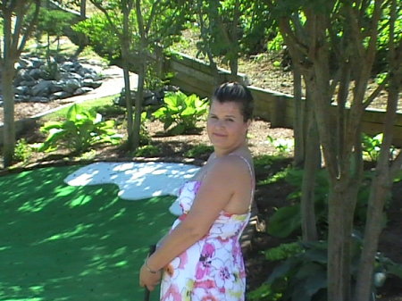 Amanda Fowler Photo 34