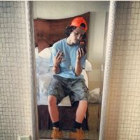 Nick Robinson Photo 32