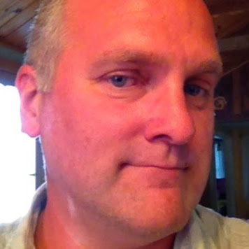 Peter Larson Photo 6