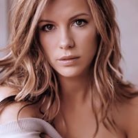Jennifer Lockwood Photo 10
