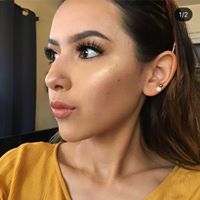 Elizabeth Vasquez Photo 7