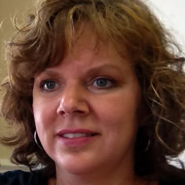 Elizabeth Vinson Photo 34