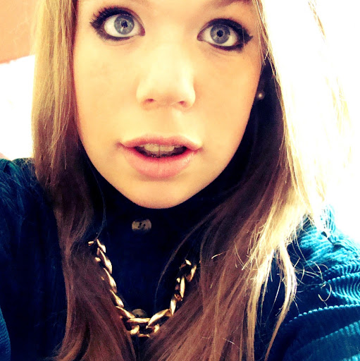 Ruby Cox Photo 14