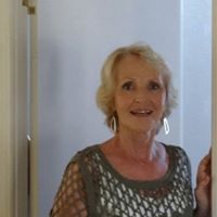 Mary Kneisly Photo 3