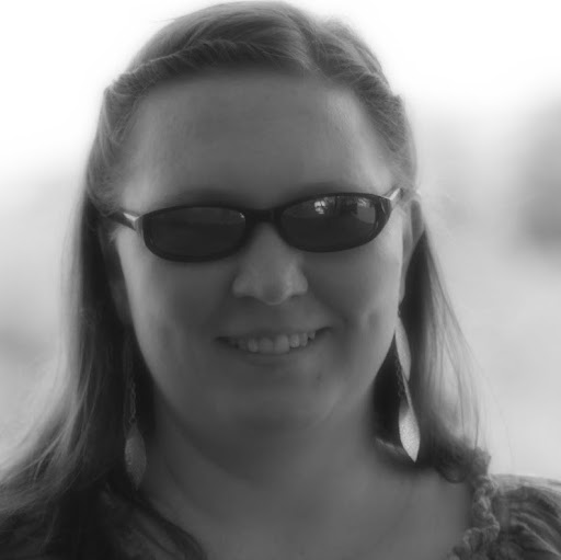 Rebecca Summers Photo 26