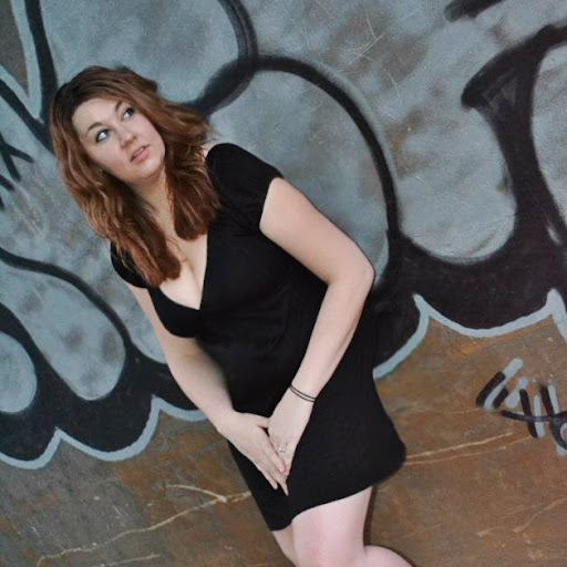 Stacey Hendricks Photo 25