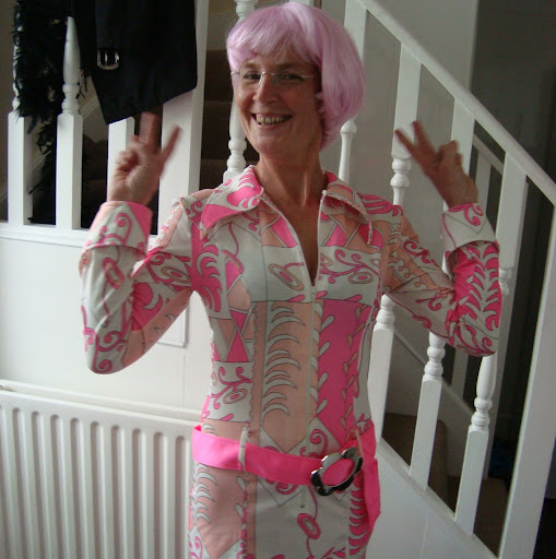 Julie Wright Photo 26