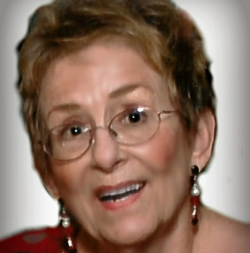Judith White Photo 4