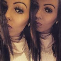 Charlotte Short Photo 12