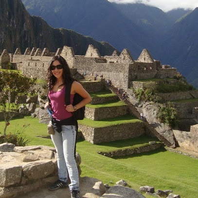 Sandra Rojas Photo 9