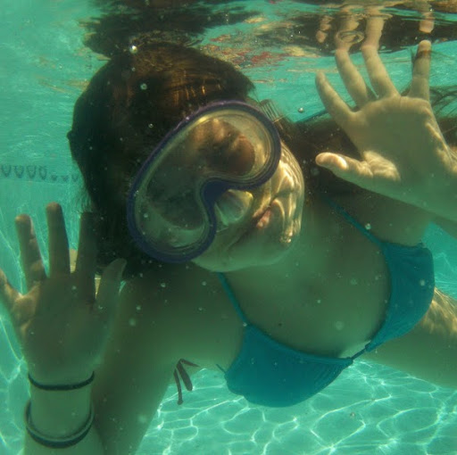 Catherine Saunders Photo 8