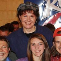 Elizabeth Hodges Photo 30