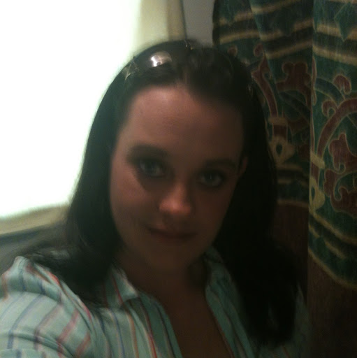 Leeann Roberts Photo 28