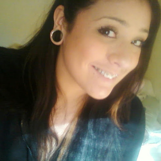 Erica Clark Photo 8