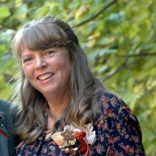 Elizabeth Sheffield Photo 32