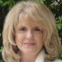 Suzanne Cochrane Photo 8