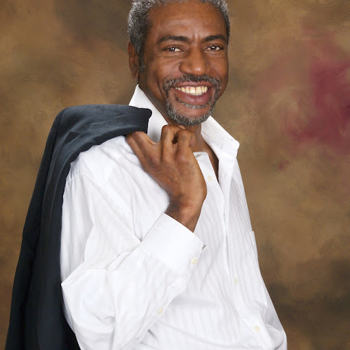 Johnny Ellis Photo 4