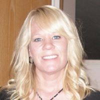 Michelle Howe Photo 15