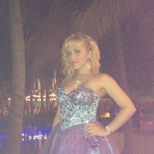 Brenda Irizarry Photo 25