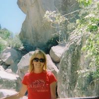 Terri Sharpe Photo 17