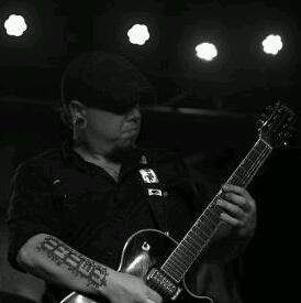 Jonathon Robinson Photo 45