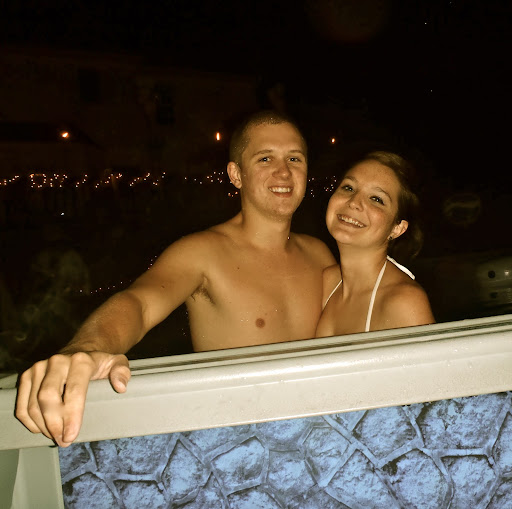 Morgan Ellis Photo 7