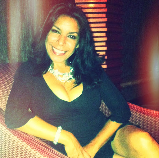 Jeannette Perez Photo 36