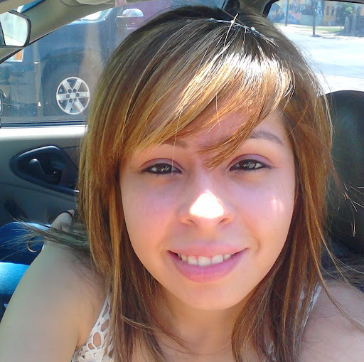 Sarah Hernandez Photo 5