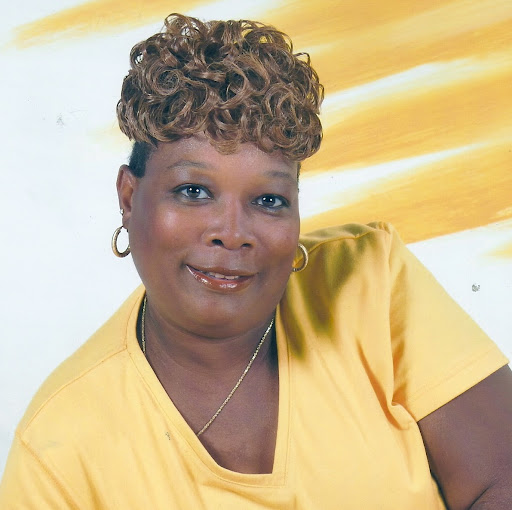 Myrna Moore Photo 17