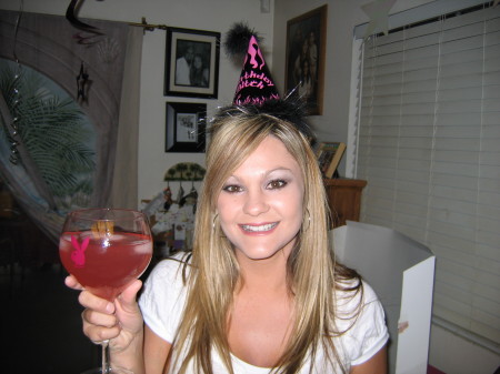 Erin Jones Photo 10