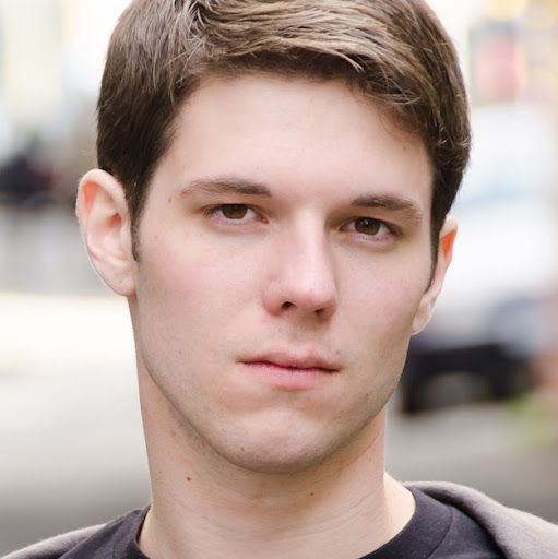 Aaron Drake Photo 11