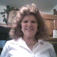 Ellen Pitts Photo 28