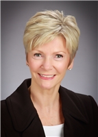 Julie Gregory Photo 1
