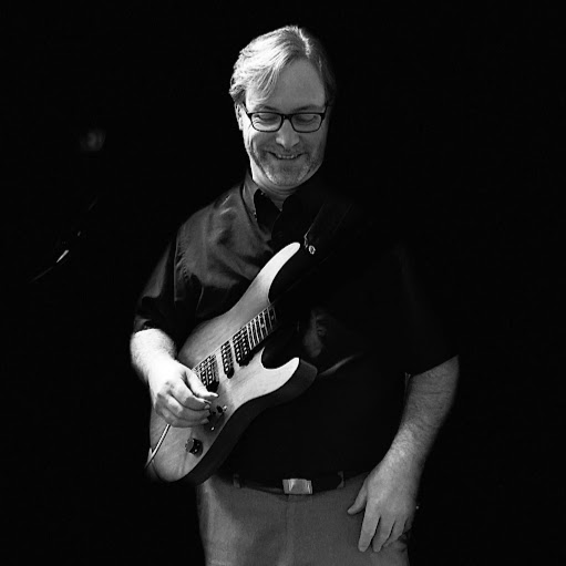 Bobby Hall Photo 39