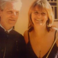 Clare Robbins Photo 20