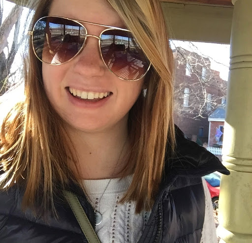 Hannah Daniel Photo 27