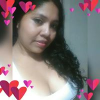 Julia Quintero Photo 17