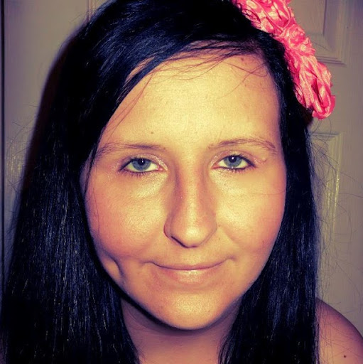 Christina Tuttle Photo 38