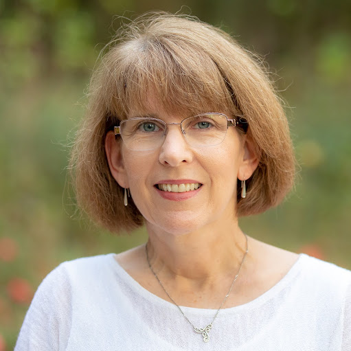 Alison Clement Photo 3
