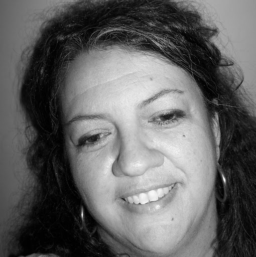 Tonia Roberts Photo 34