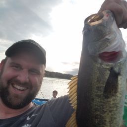 Joshua Devries Photo 26